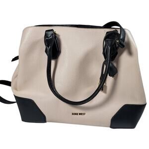 Nine West Brooklyn Jet Set Carryall Satchel Beige Black Large Shoulder Tote Bag